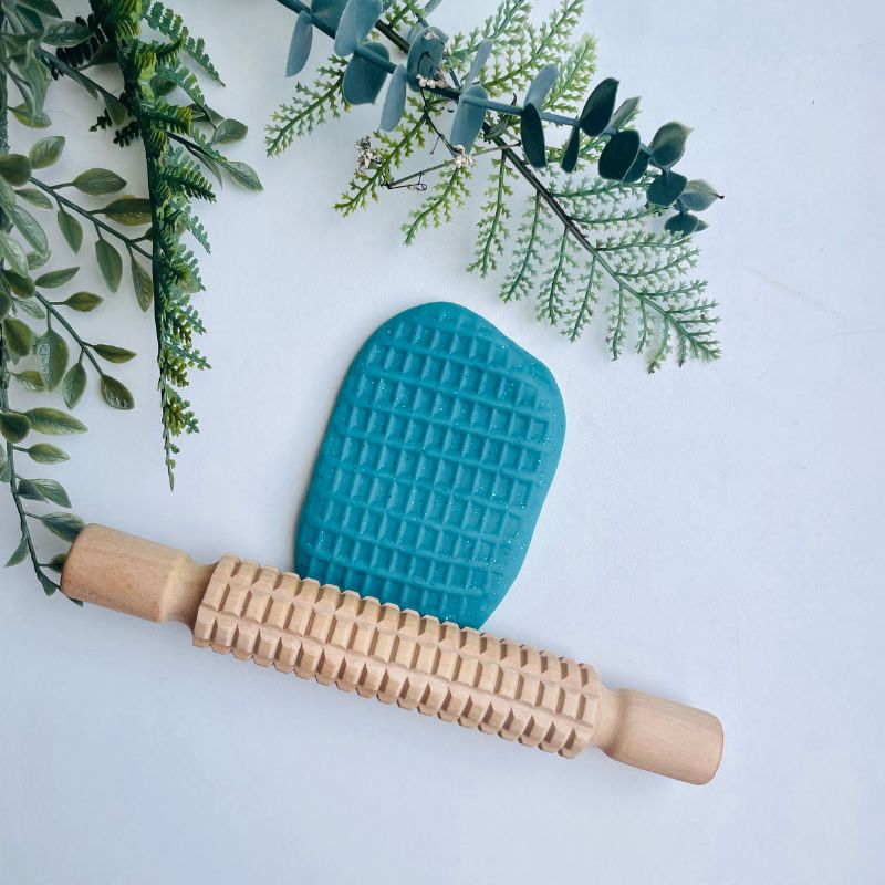 Curiosity Corner Small Honeycomb Wooden Rolling Pin